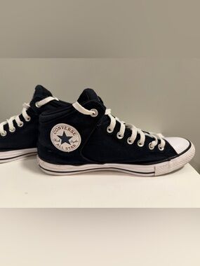 Converse Unisex Converse All Star High Street Shoes size 9 (men’s)